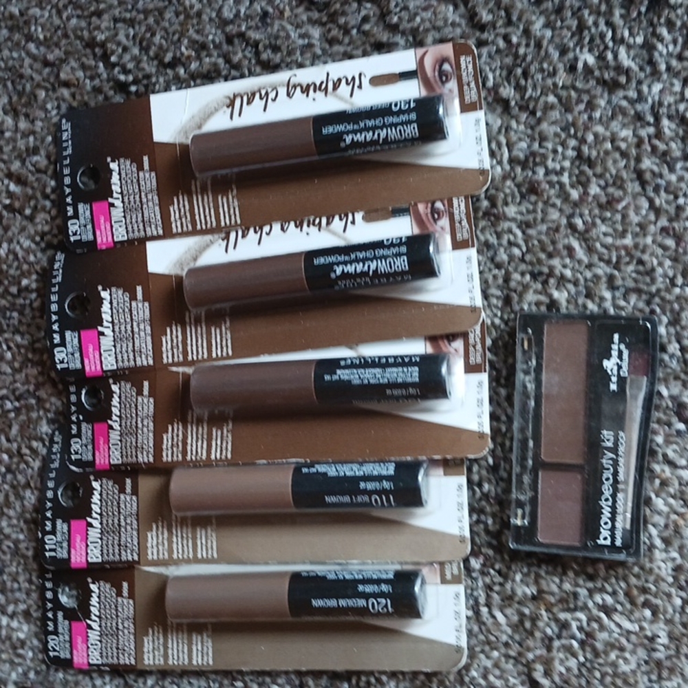 Eyebrow chalk